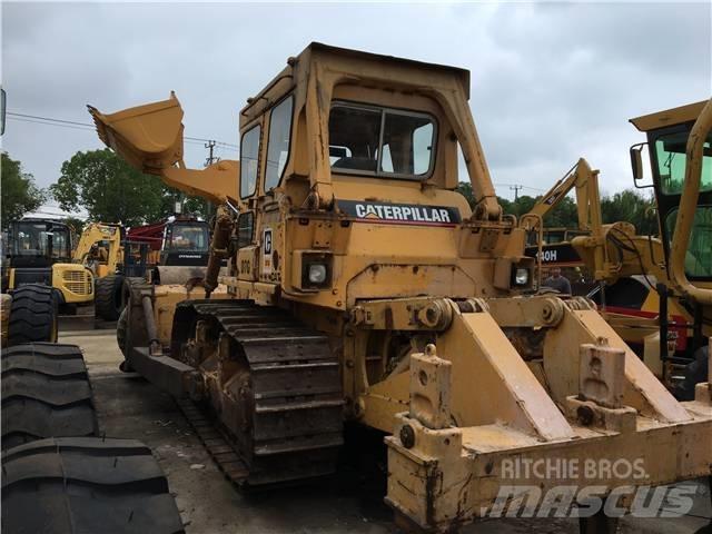CAT D7G2 Верижни булдозери
