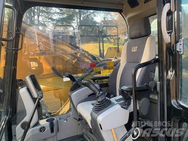 CAT 330 F LN Верижен екскаватор