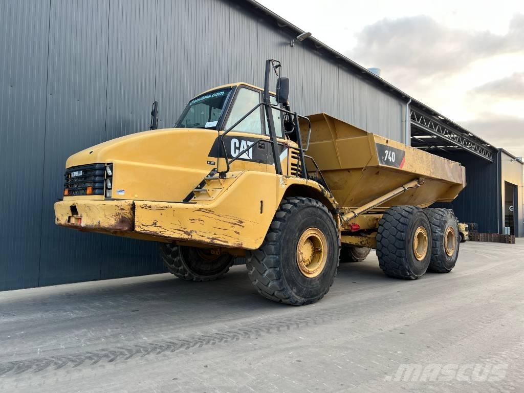 CAT 740 Дъмпери/моторни превозни средства