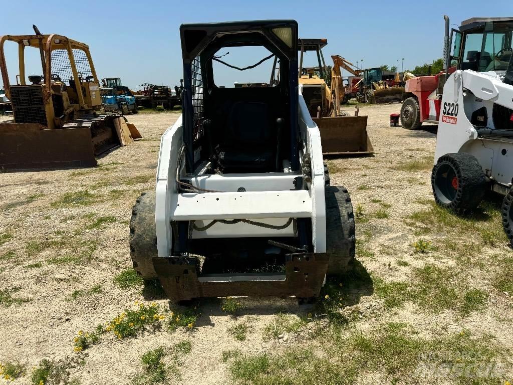 Bobcat S 150 Мини товарачи
