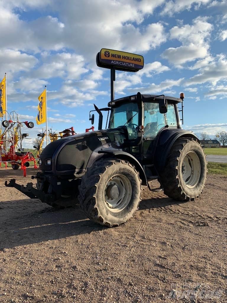 Valtra T 160 Трактори