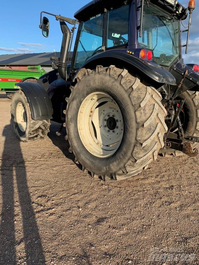 Valtra T 160 Трактори
