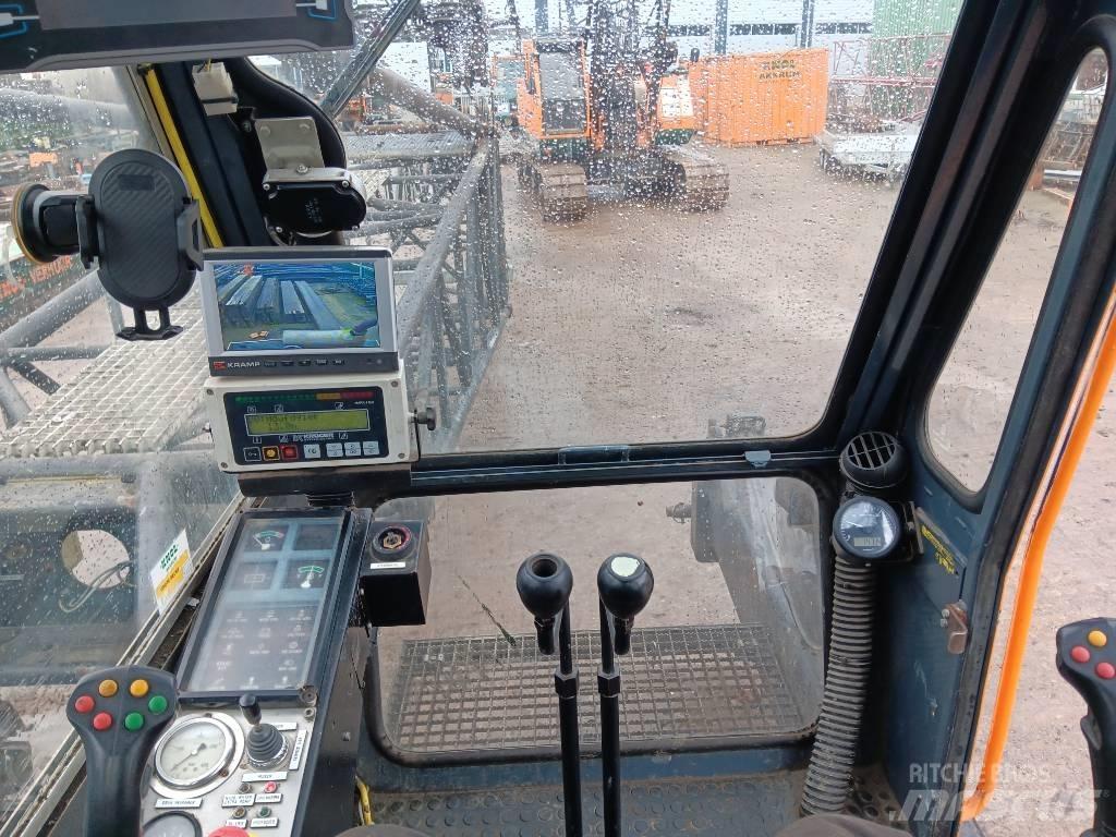 Hitachi KH 230-3 Верижни кранове
