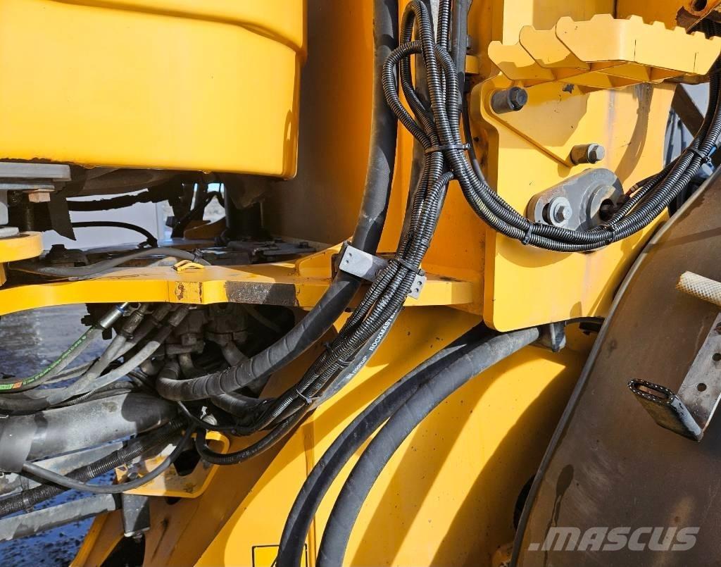 Volvo L 90 H Колесни товарачи