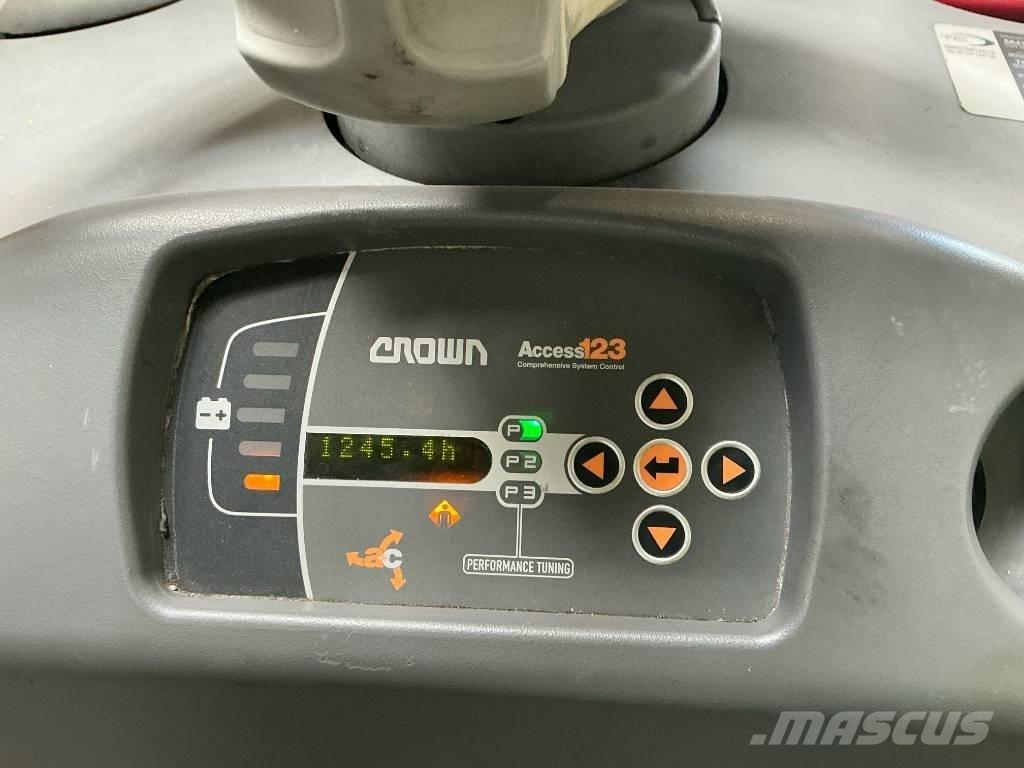 Crown TC 3000 Валачещи камиони