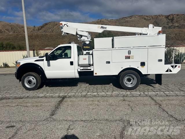 Ford F 450 Моторизирани платформи с талига