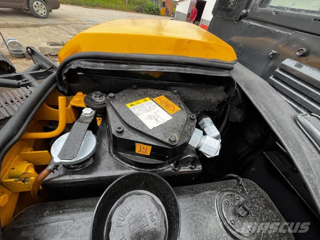 Komatsu PC 35 MR Мини екскаватори < 7 т