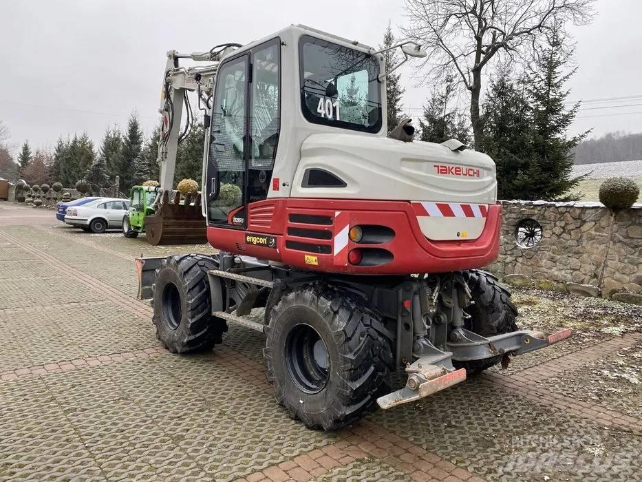 Takeuchi TB 295 Колесни екскаватори