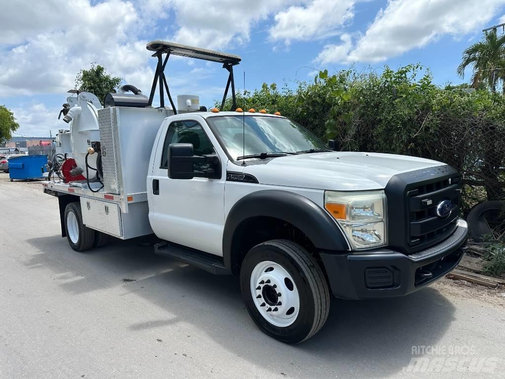 Ford F 550 SD Комби / вакуум камиони

