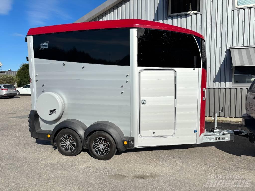 Ifor Williams HBX511 Ремаркета за превоз на животни