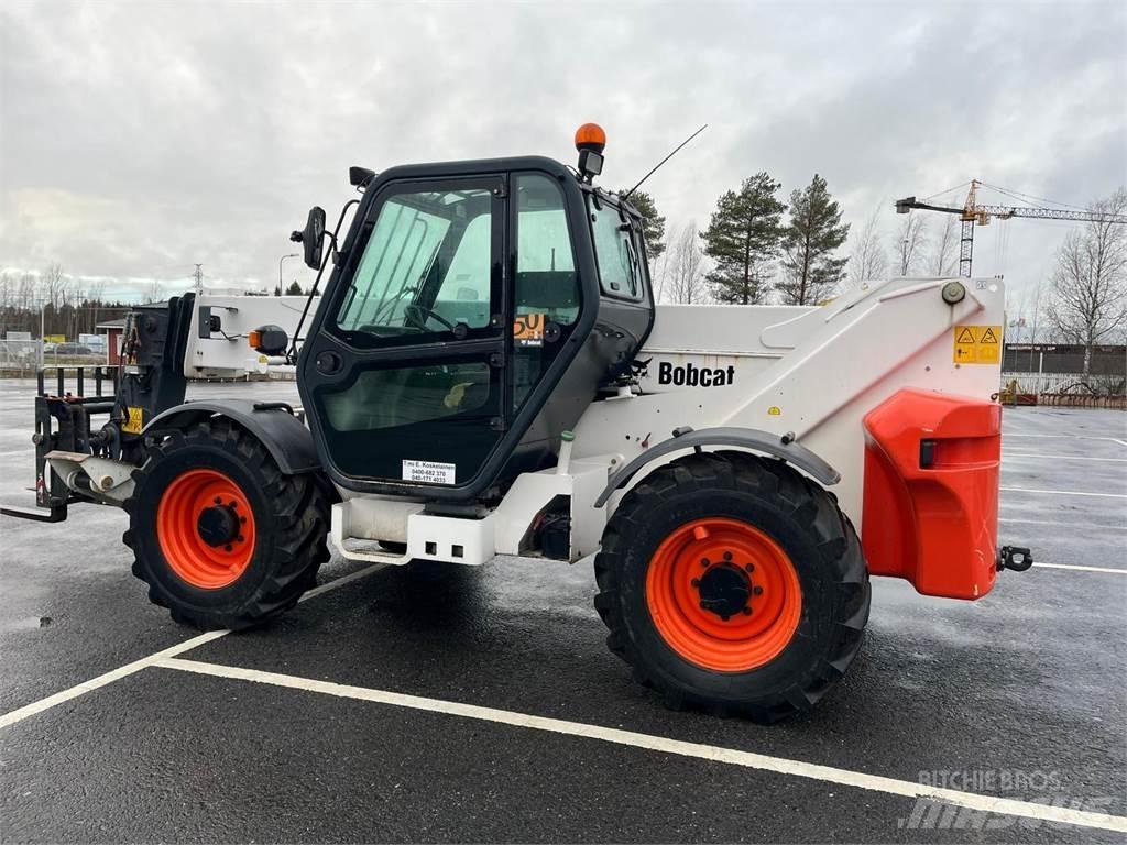 Bobcat T40170 Телескопични товарачи