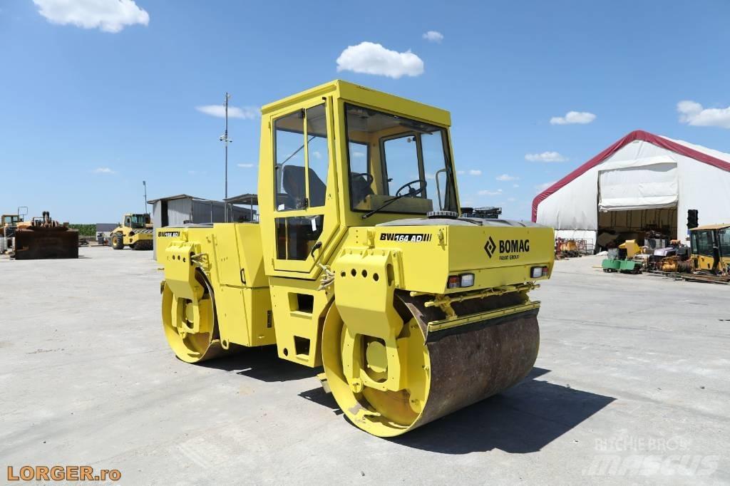 Bomag BW 164 AD Двойни барабанни ролки
