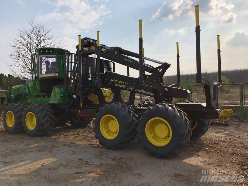 John Deere 1210 G Форуардери