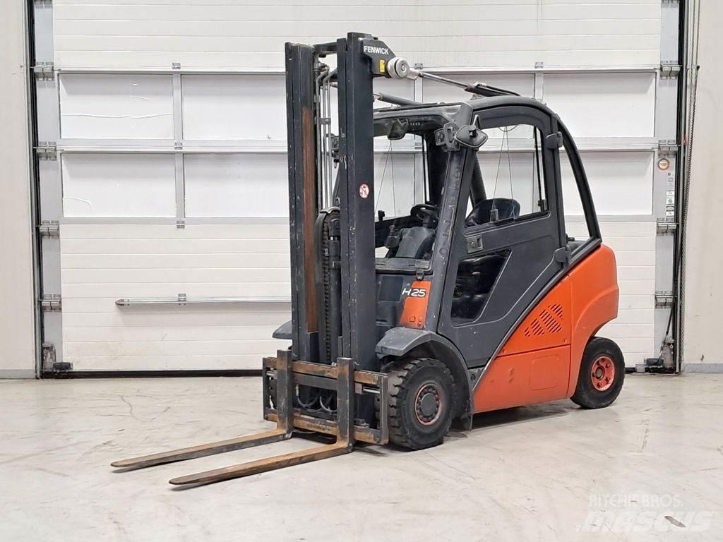 Linde H25D-01 Дизелови камиони