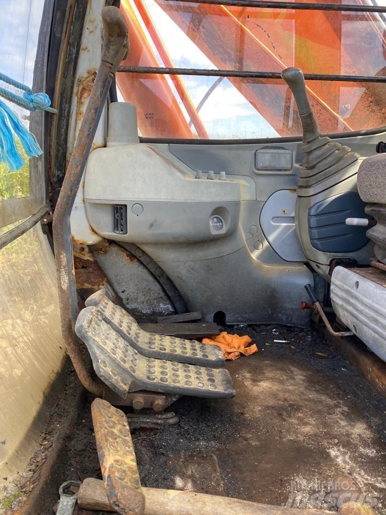Hitachi EX 200-5 Верижен екскаватор