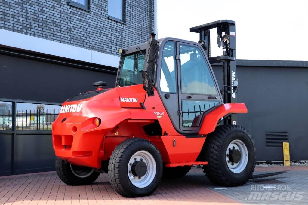 Manitou M 26.4 Камиони за херавни местности