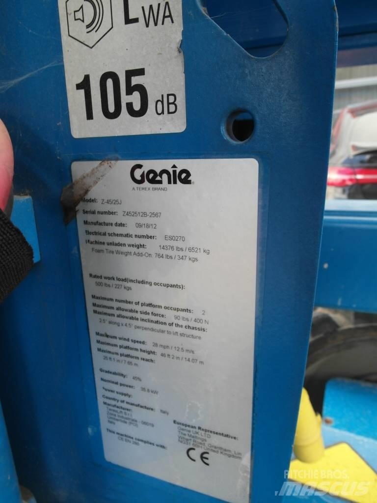Genie Z 45/25 J Съчленени стрелови подемници