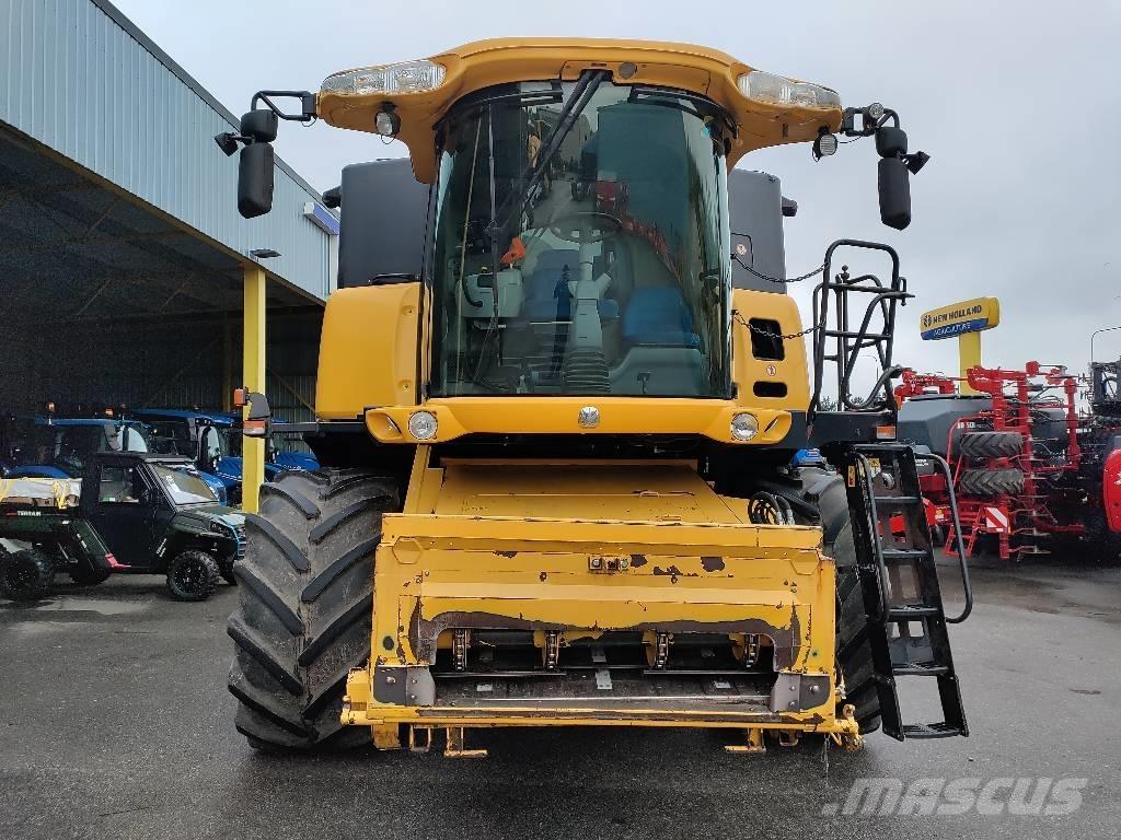 New Holland CX 8080 Комбайни