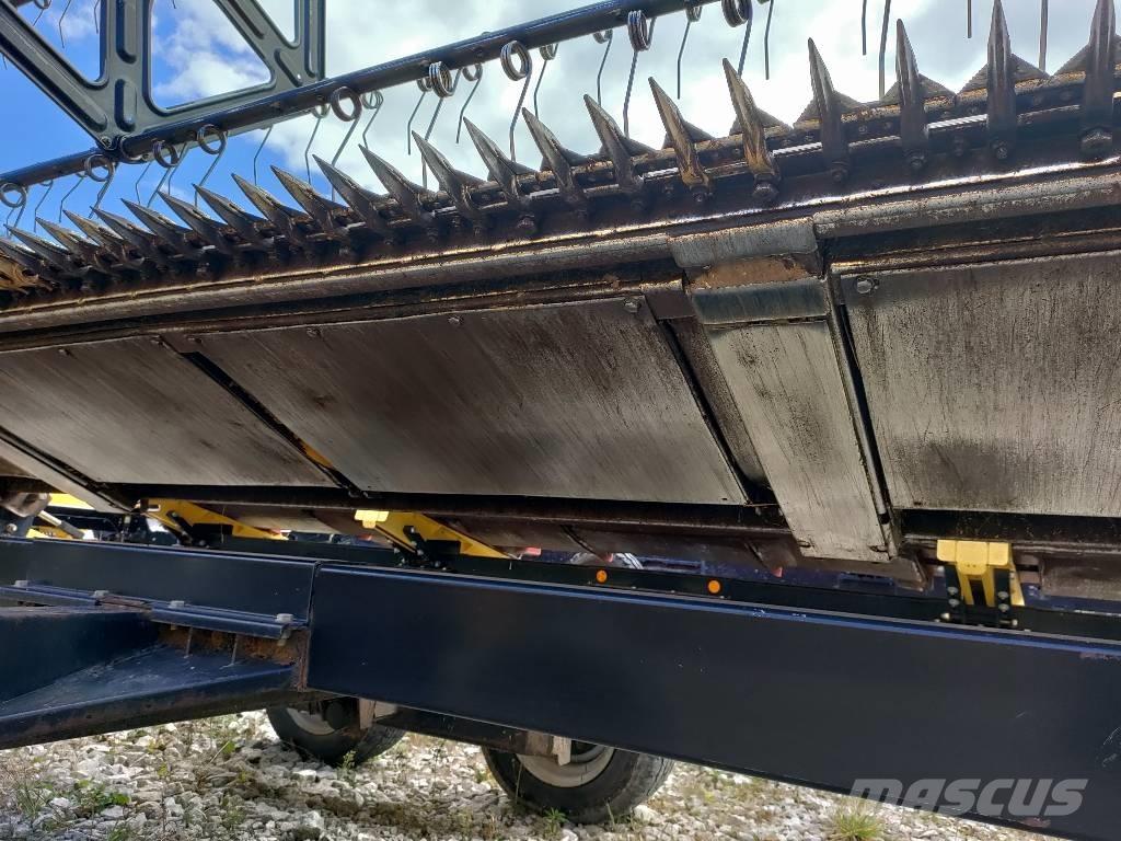 New Holland CX 8080 Комбайни