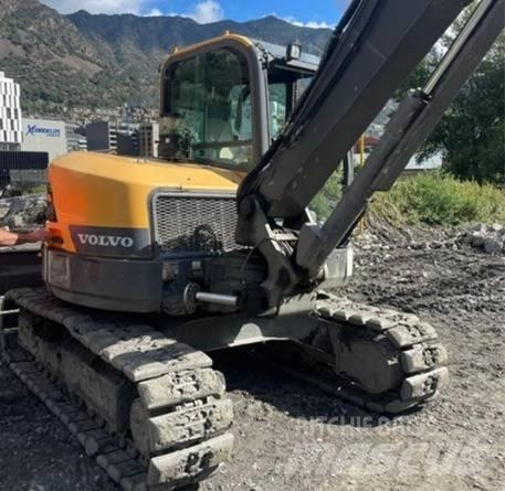 Volvo ECR 88 Средни екскаватори 7т - 12т