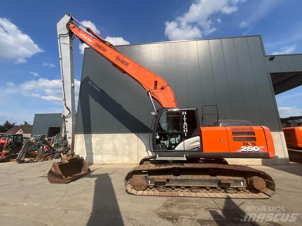 Hitachi ZX 250 LC-6 Верижен екскаватор