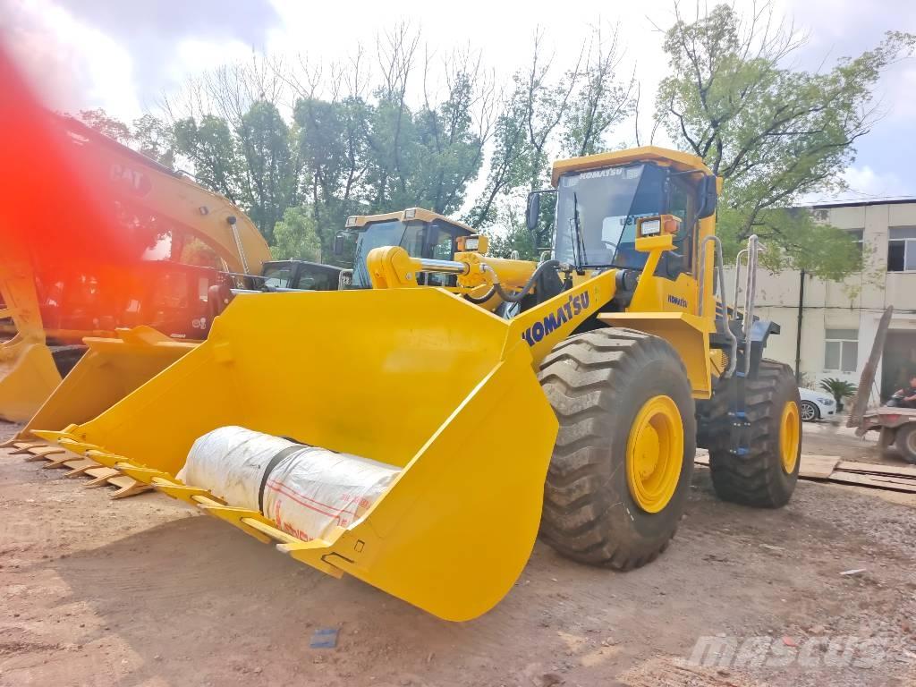 Komatsu WA 470-3 Колесни товарачи