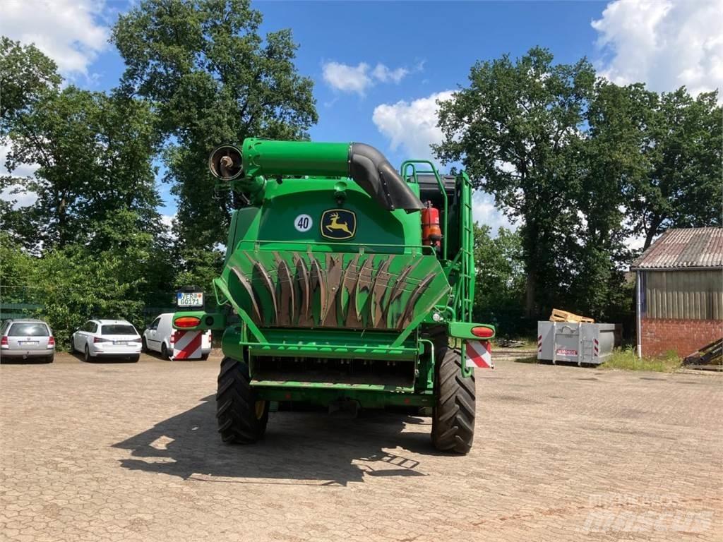 John Deere T670 Комбайни