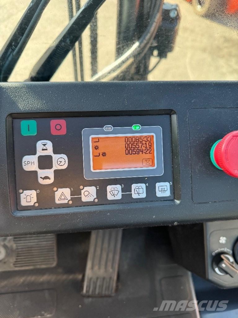 Toyota 8FBMKT25 Електрически вилични кари-повдигачи