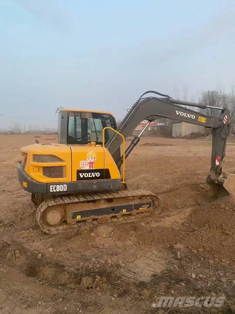 Volvo EC80D Средни екскаватори 7т - 12т