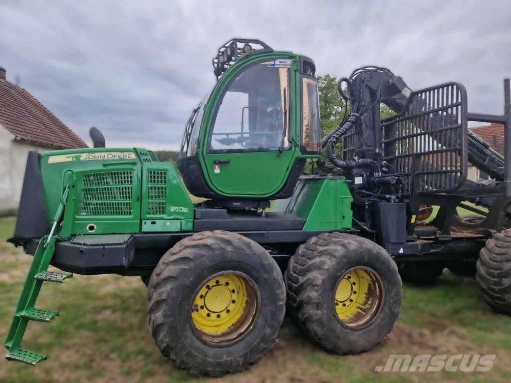 John Deere 1110 E Форуардери