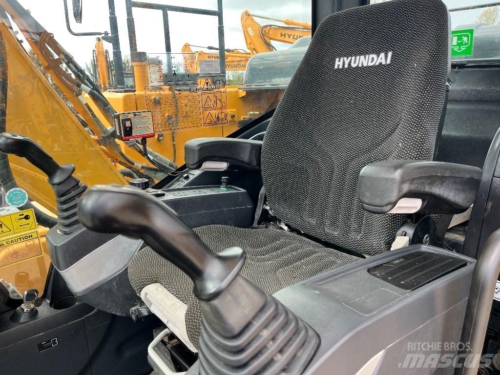 Hyundai HX140L Верижен екскаватор