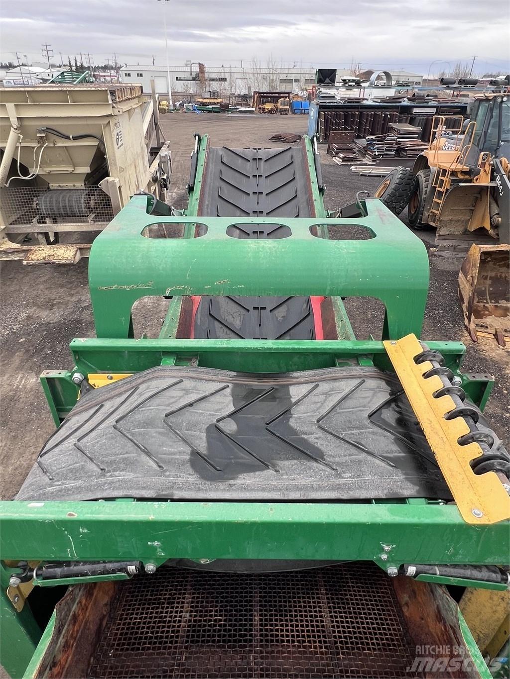 McCloskey R155 Пресяващи и Сортиращи