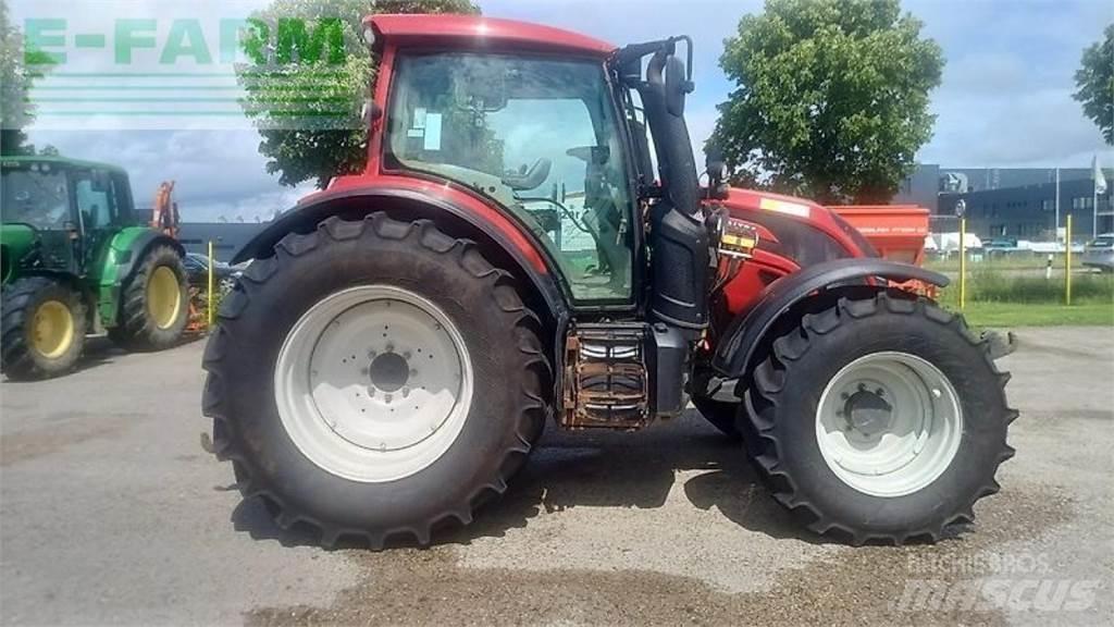 Valtra n174 Трактори