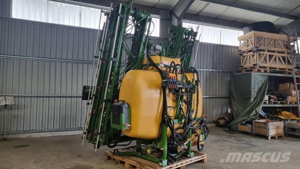 Amazone UF 1200 Навесни пръскачки
