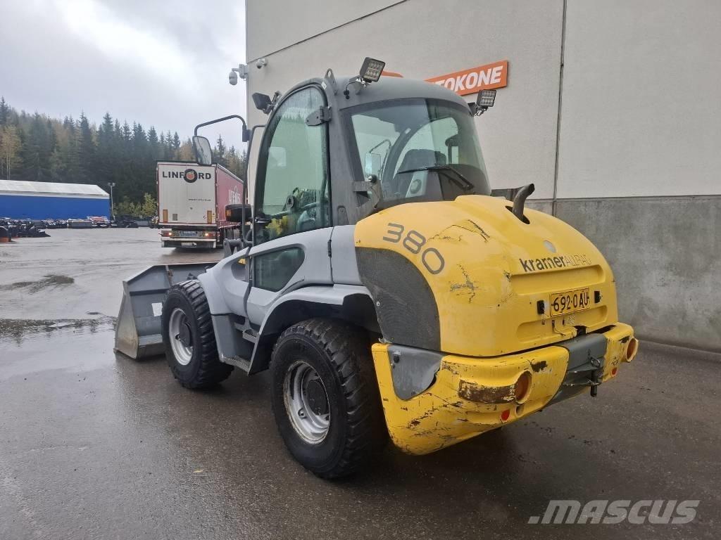 Kramer 380 Колесни товарачи