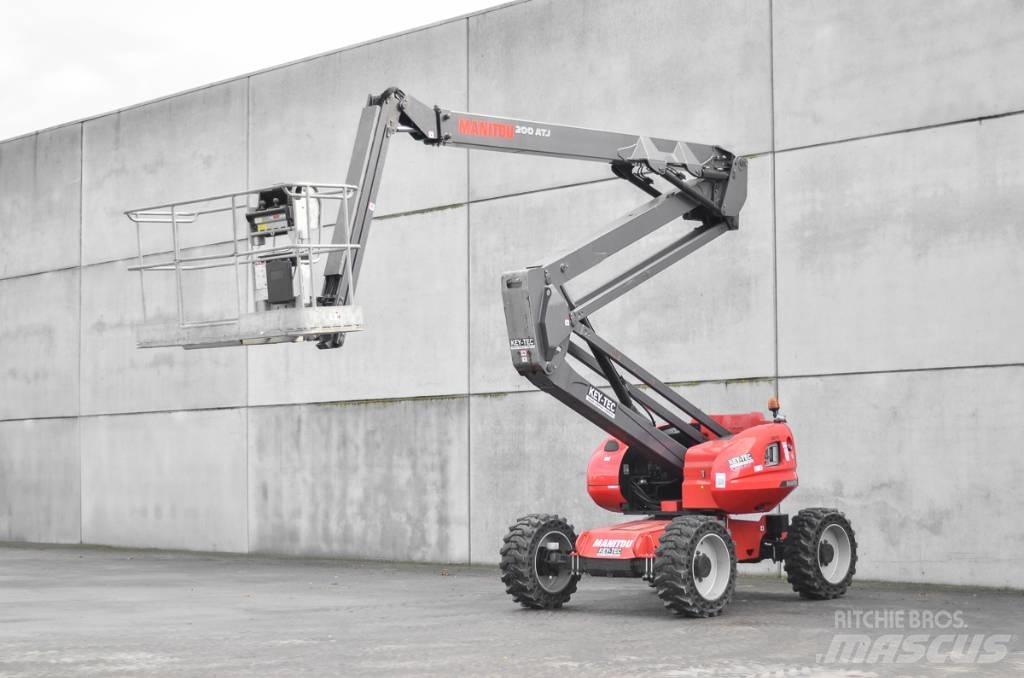 Manitou 200 ATJ Съчленени стрелови подемници