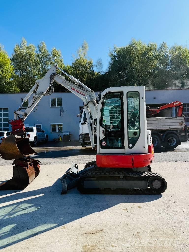 Takeuchi TB 138 FR Мини екскаватори < 7 т