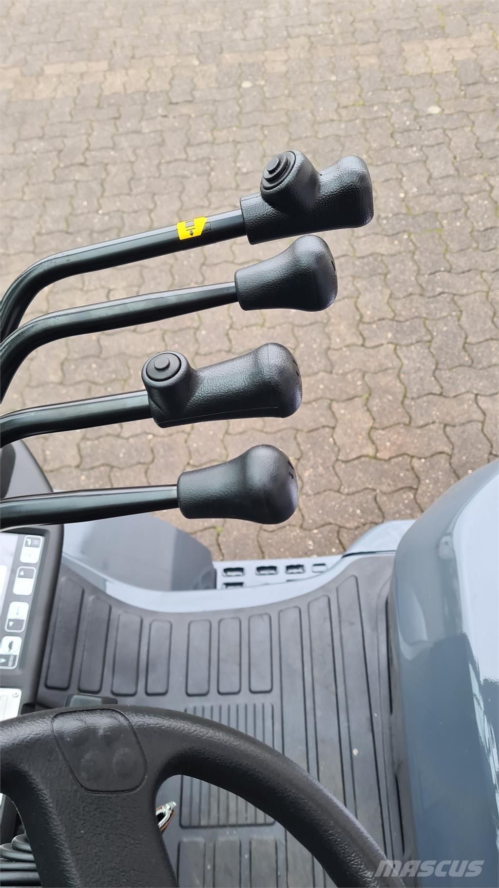 Toyota 02-8FGF25 Камиони с АГУ