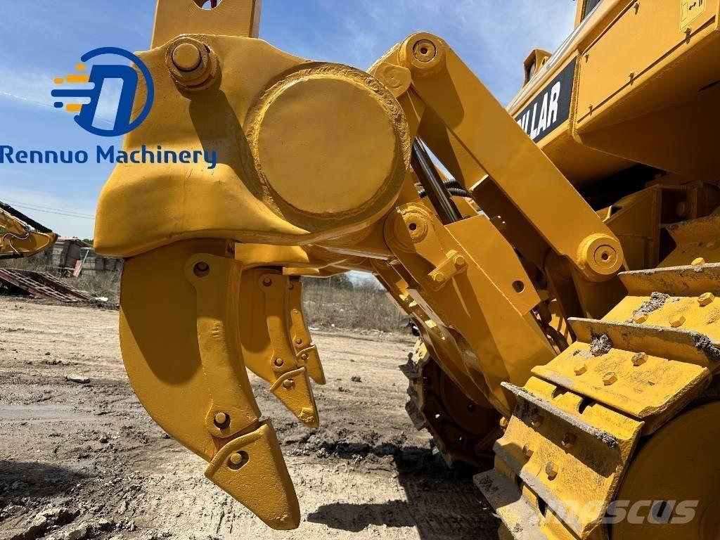 CAT D 8 R Верижни булдозери
