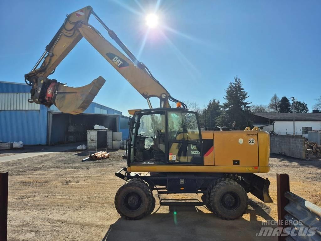 CAT M322F Колесни екскаватори
