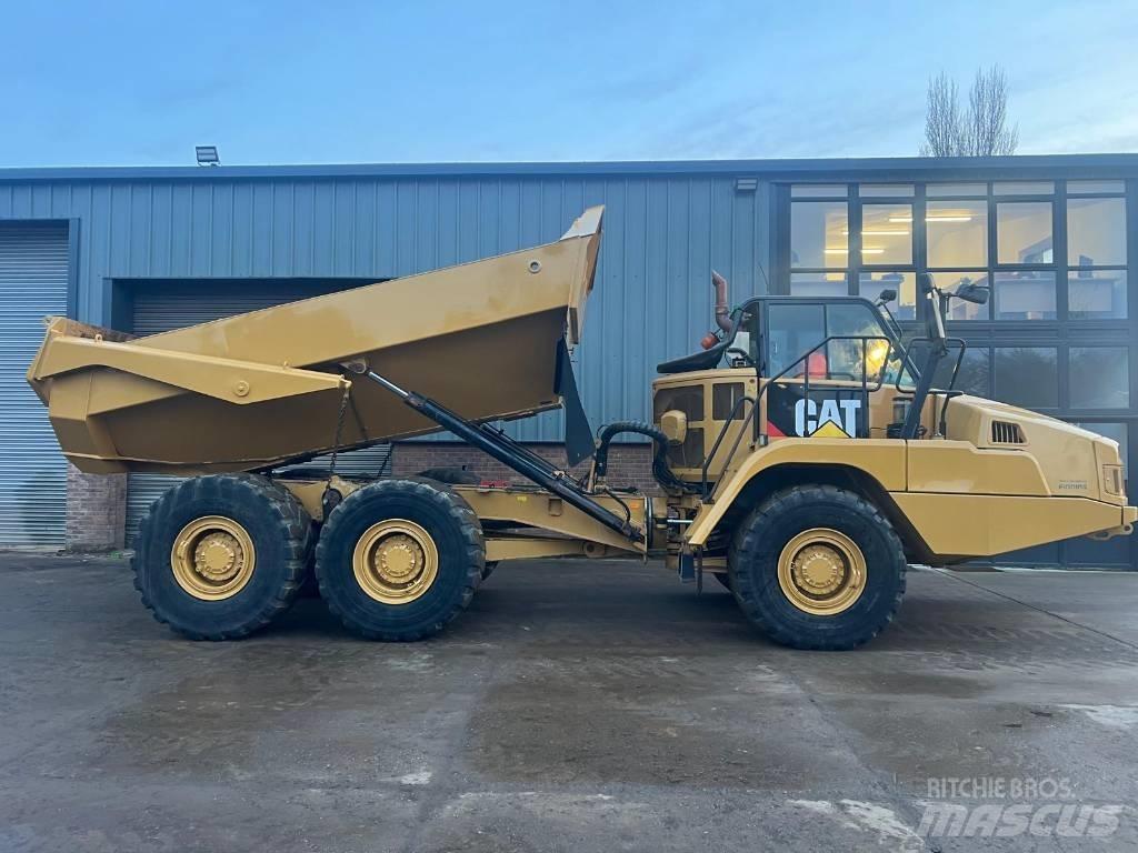 CAT 730 C Дъмпери/моторни превозни средства