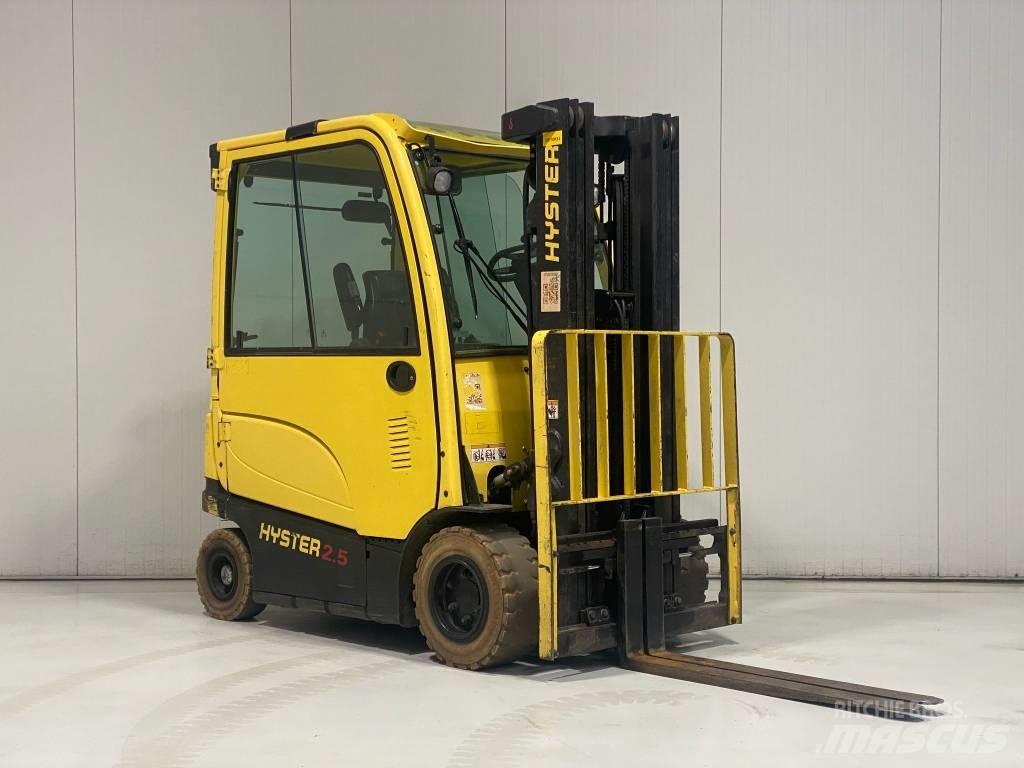 Hyster J2.5XN Електрически вилични кари-повдигачи