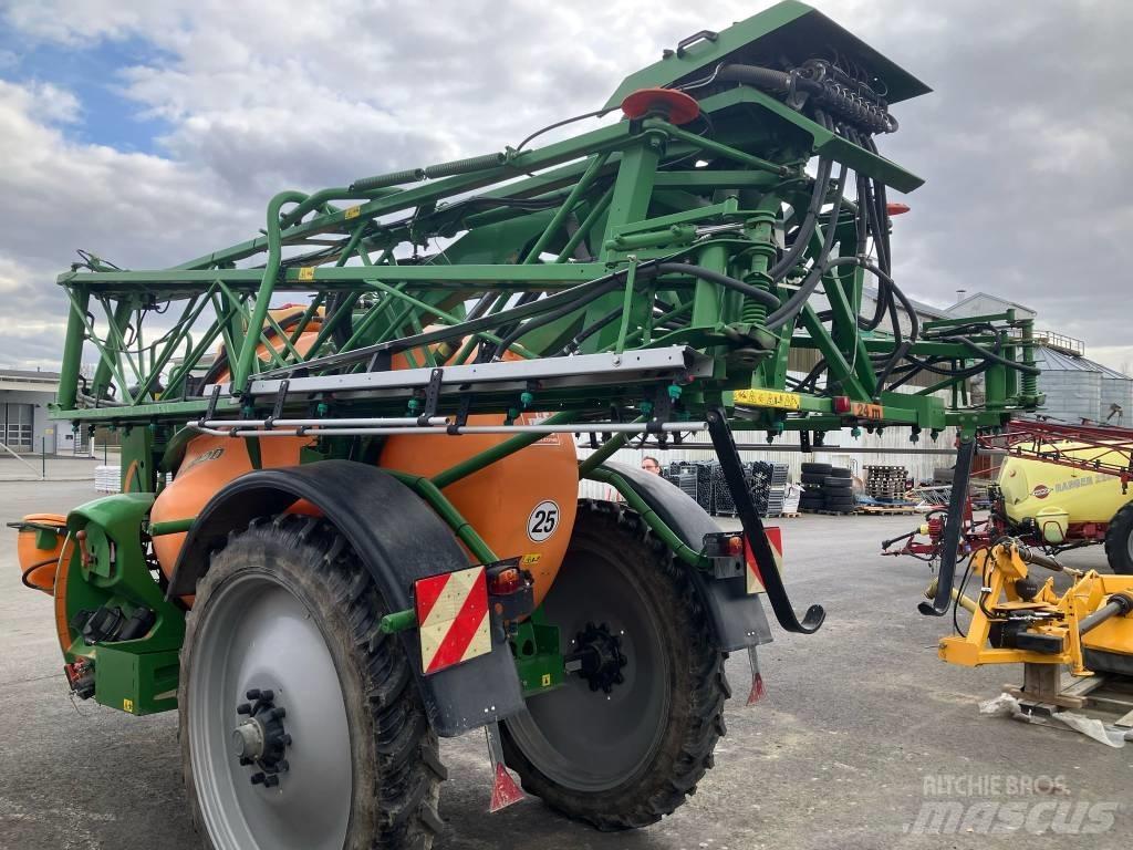 Amazone UX 3200 Прикачни пръскачки
