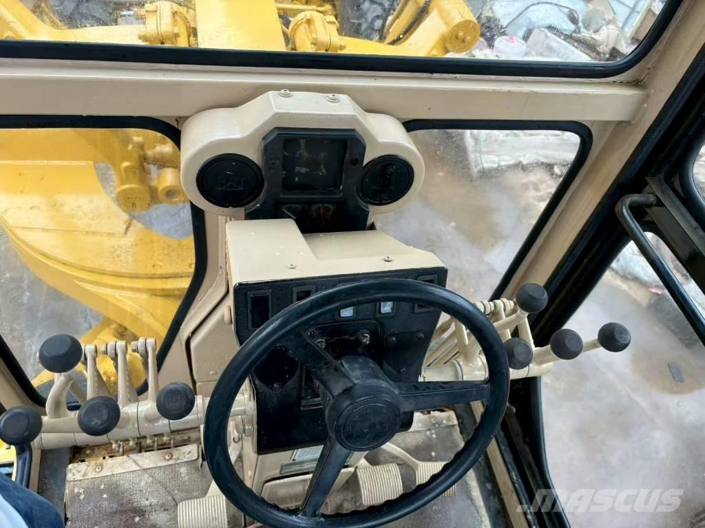 CAT 140 H Грейдери
