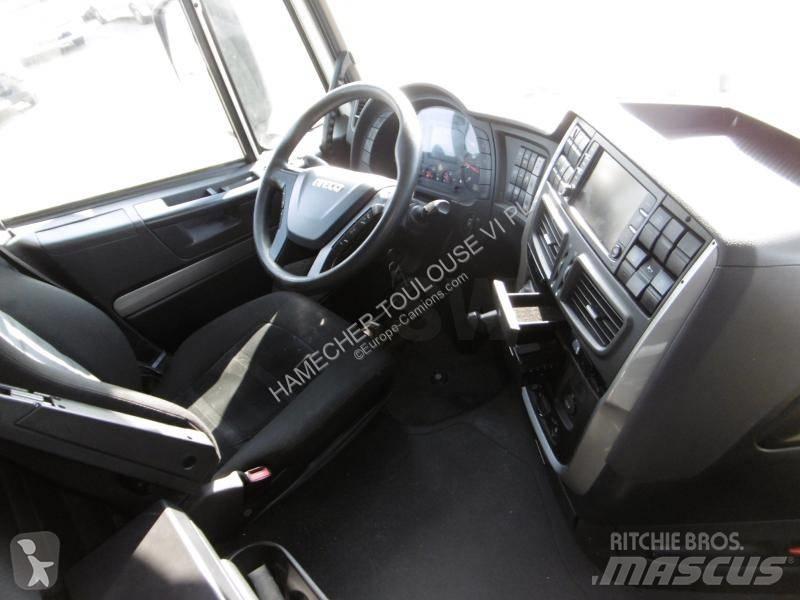Iveco NP460 Влекачи