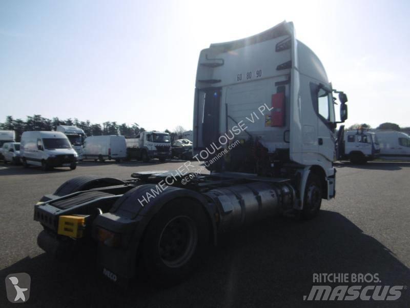 Iveco NP460 Влекачи