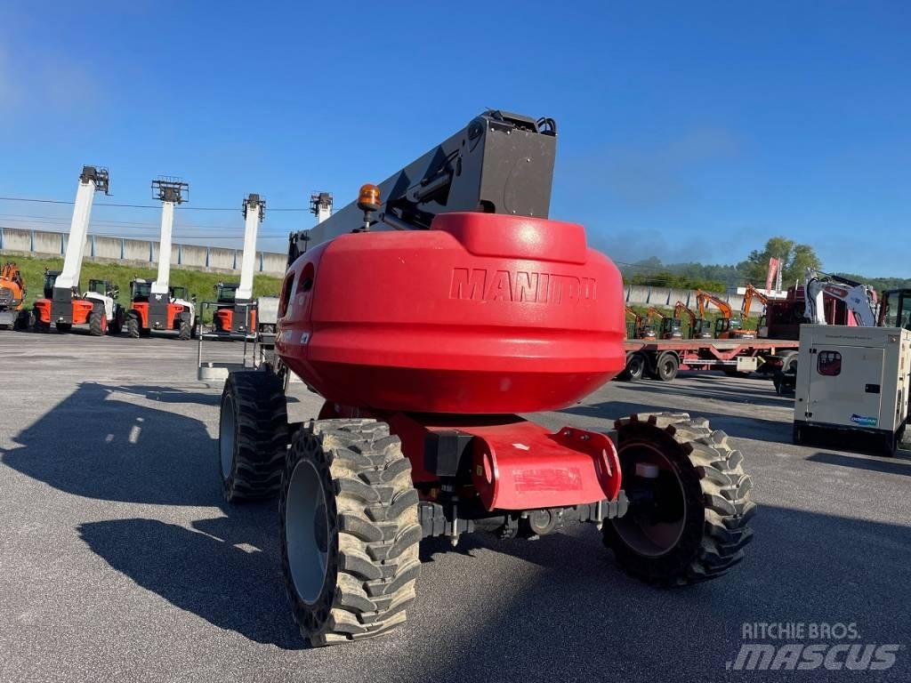 Manitou 200 ATJ Съчленени стрелови подемници