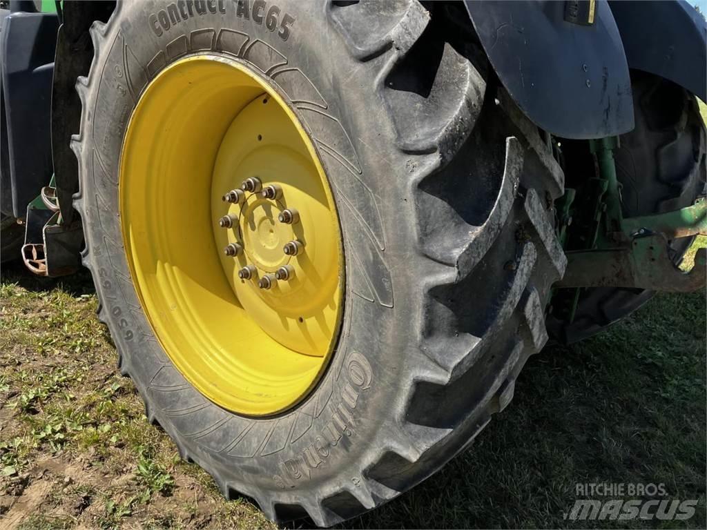 John Deere 6210R Трактори
