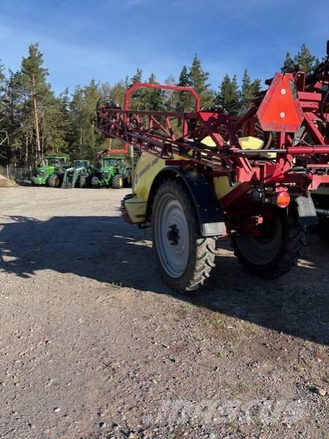 Hardi Navigator 3000 Прикачни пръскачки
