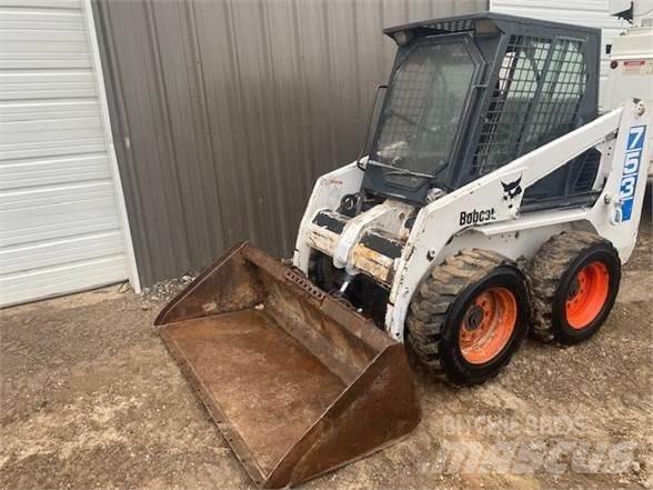 Bobcat 753 Мини товарачи
